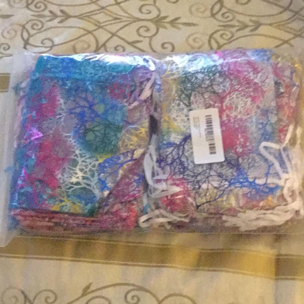 Small cinch bags